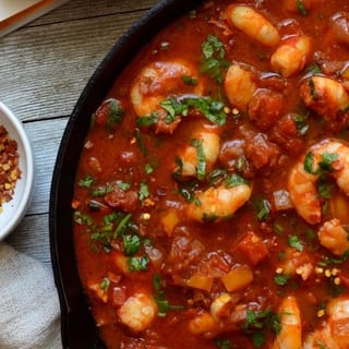 Camarones Enchilado
